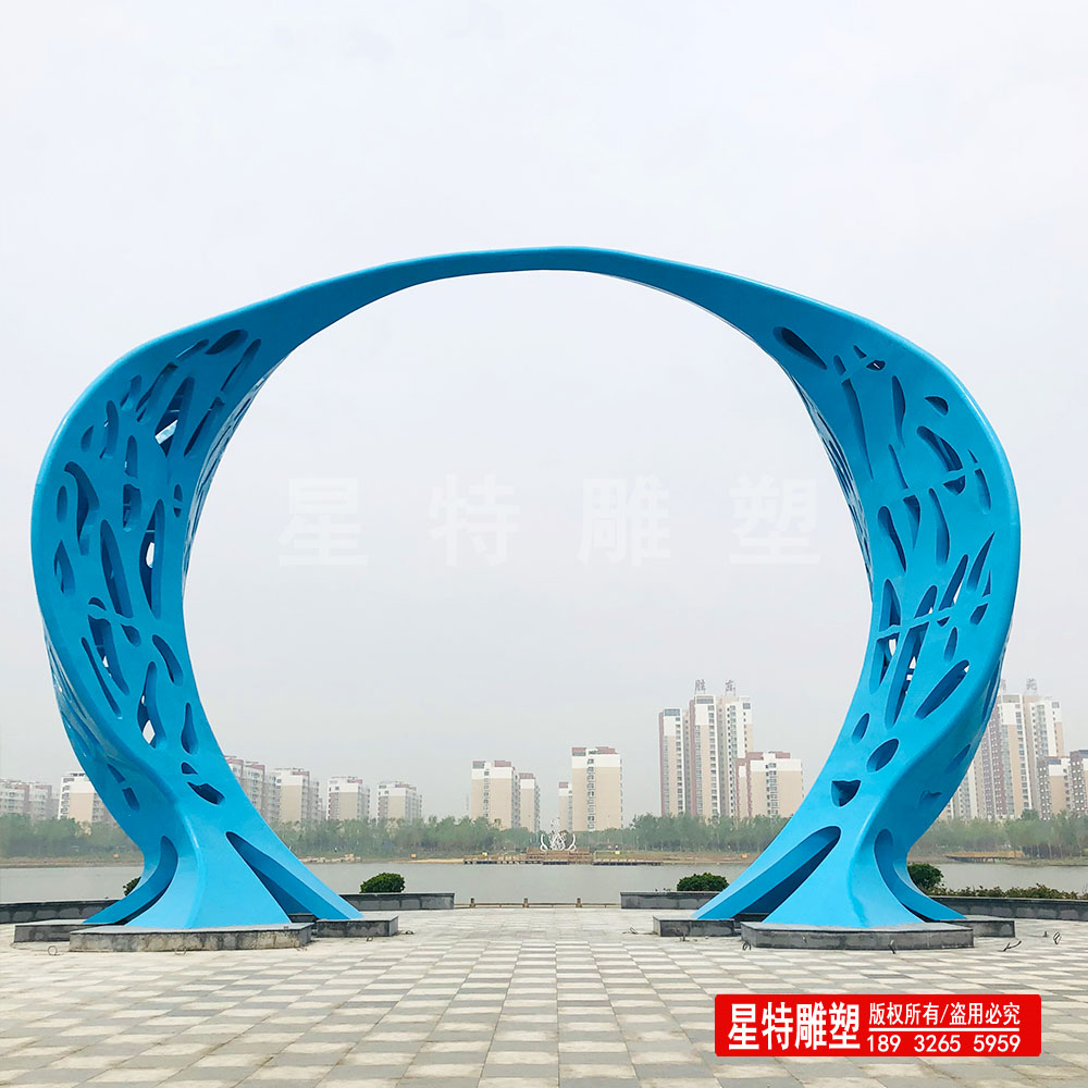 山东东营锦华公园旭日东升雕塑1.jpg