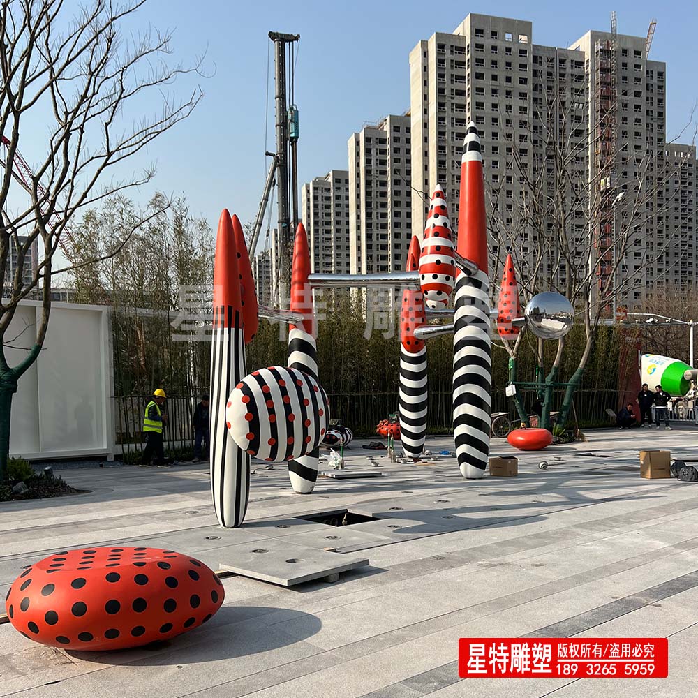 曲面造型不锈钢雕塑  公园小品雕塑